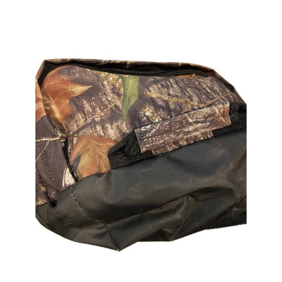 Redhead Brand Mossy Oak Camo Duffel 22"x12"x8" - Picture 6 of 6